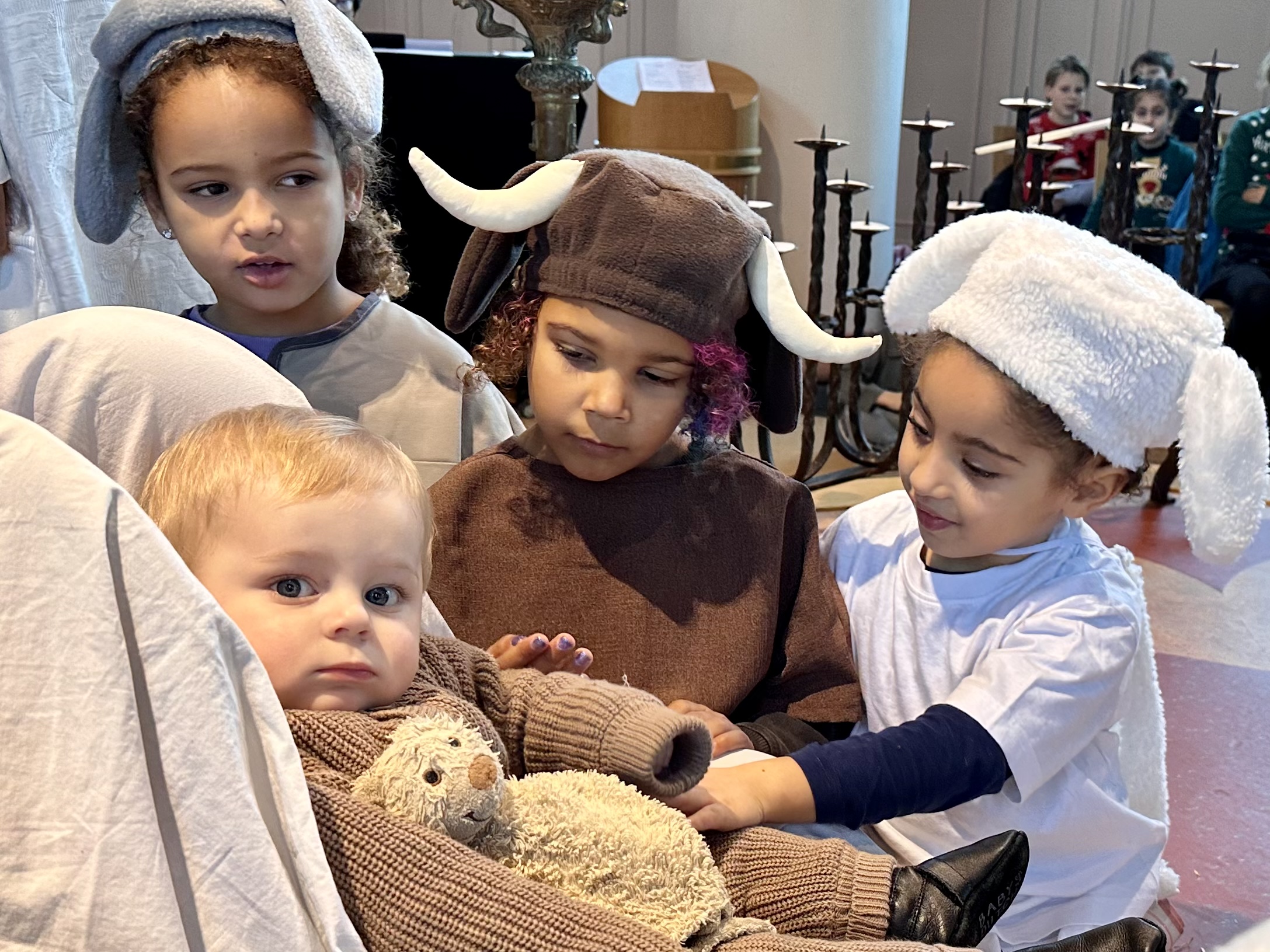 Kerstviering gemist? Kijk hier terug. 