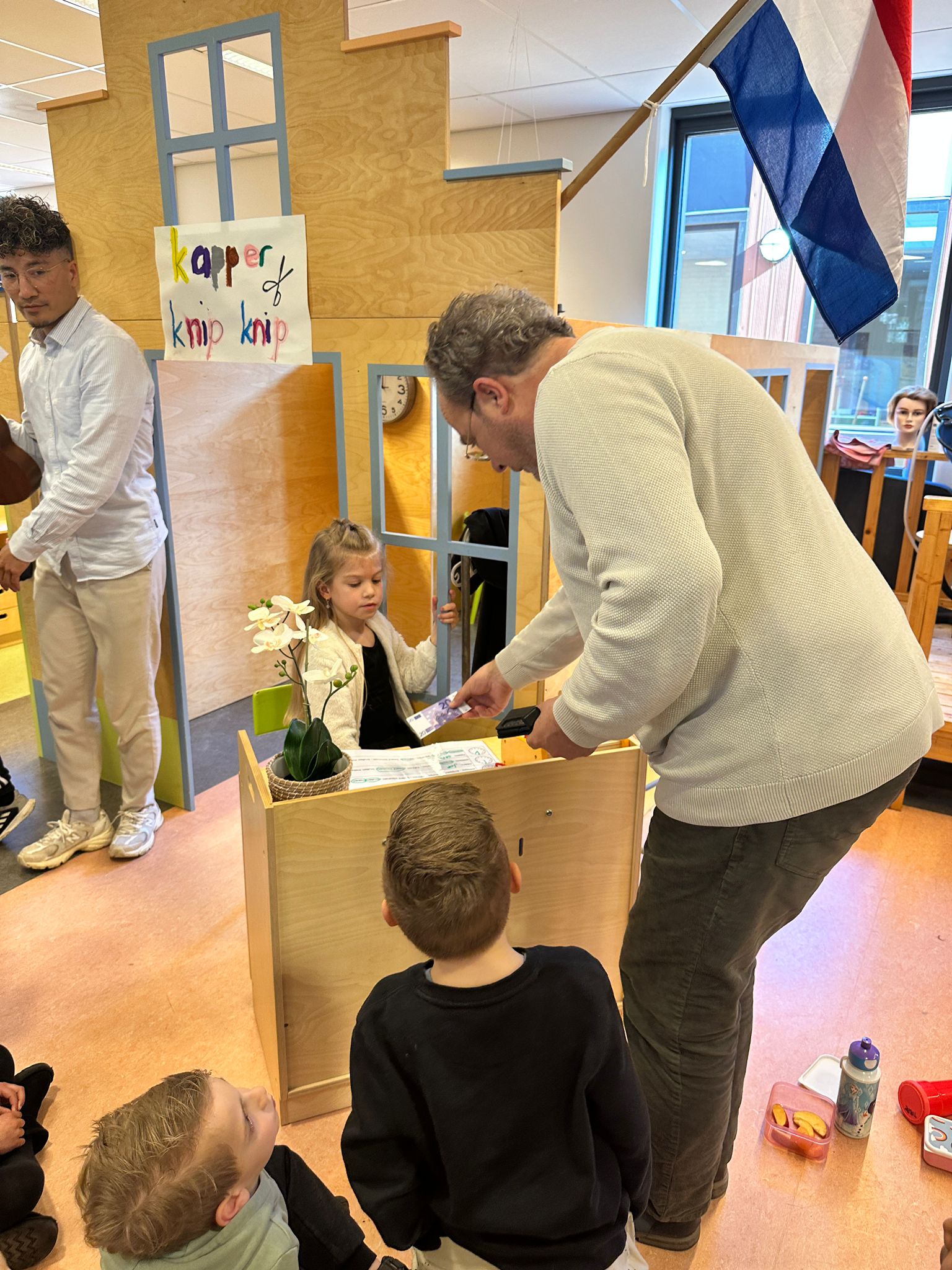 Kapsalon Knip Knip kreeg bezoek