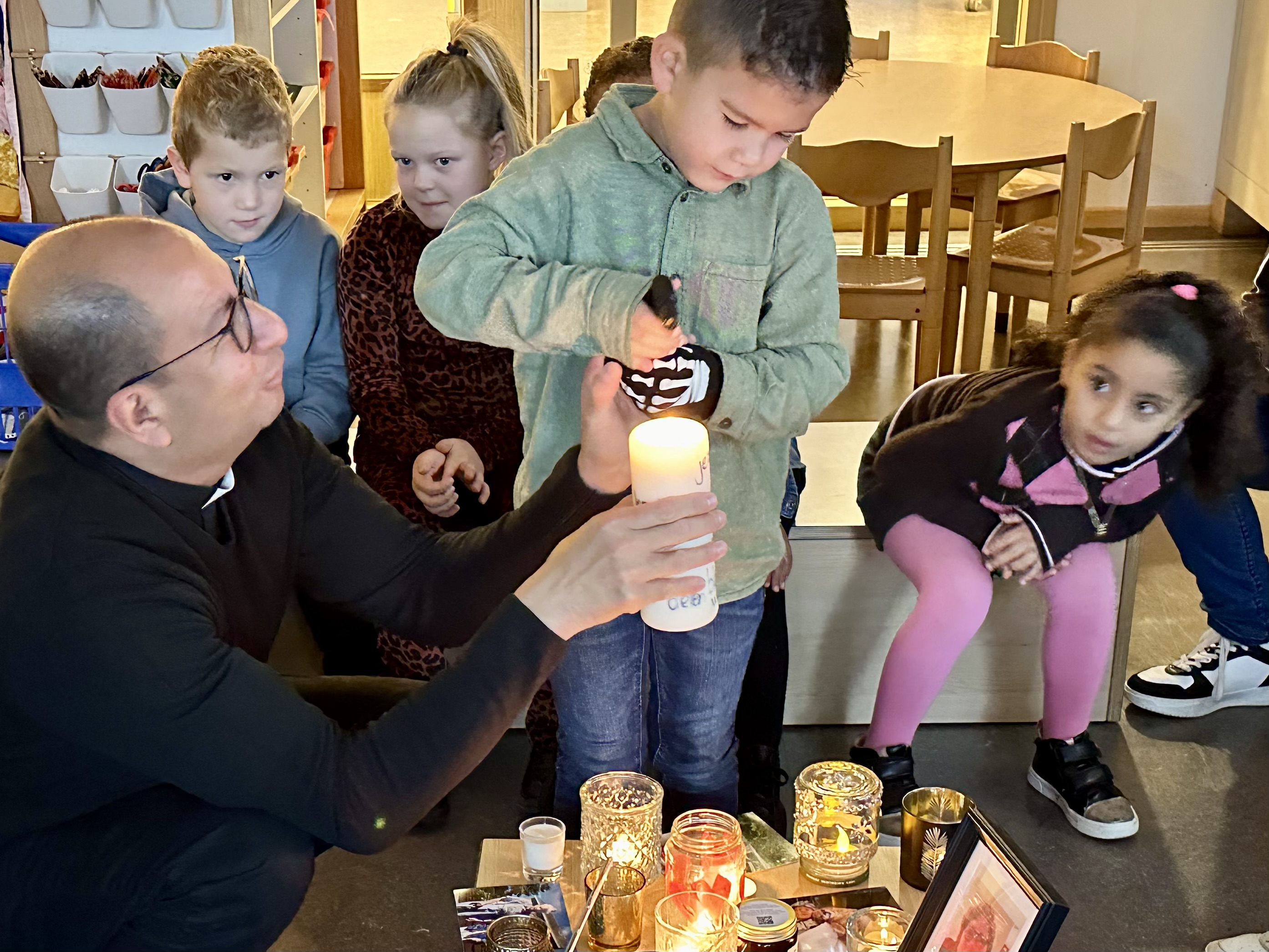Allerzielen: Een kaarsje voor iemand die we herdenken