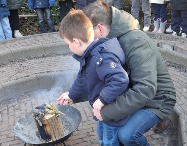 d094695e-edcc-42ce-b49f-340a2b4971b3