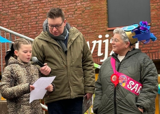 63c7dc83-72b0-43f7-b211-d86ee8f226a3